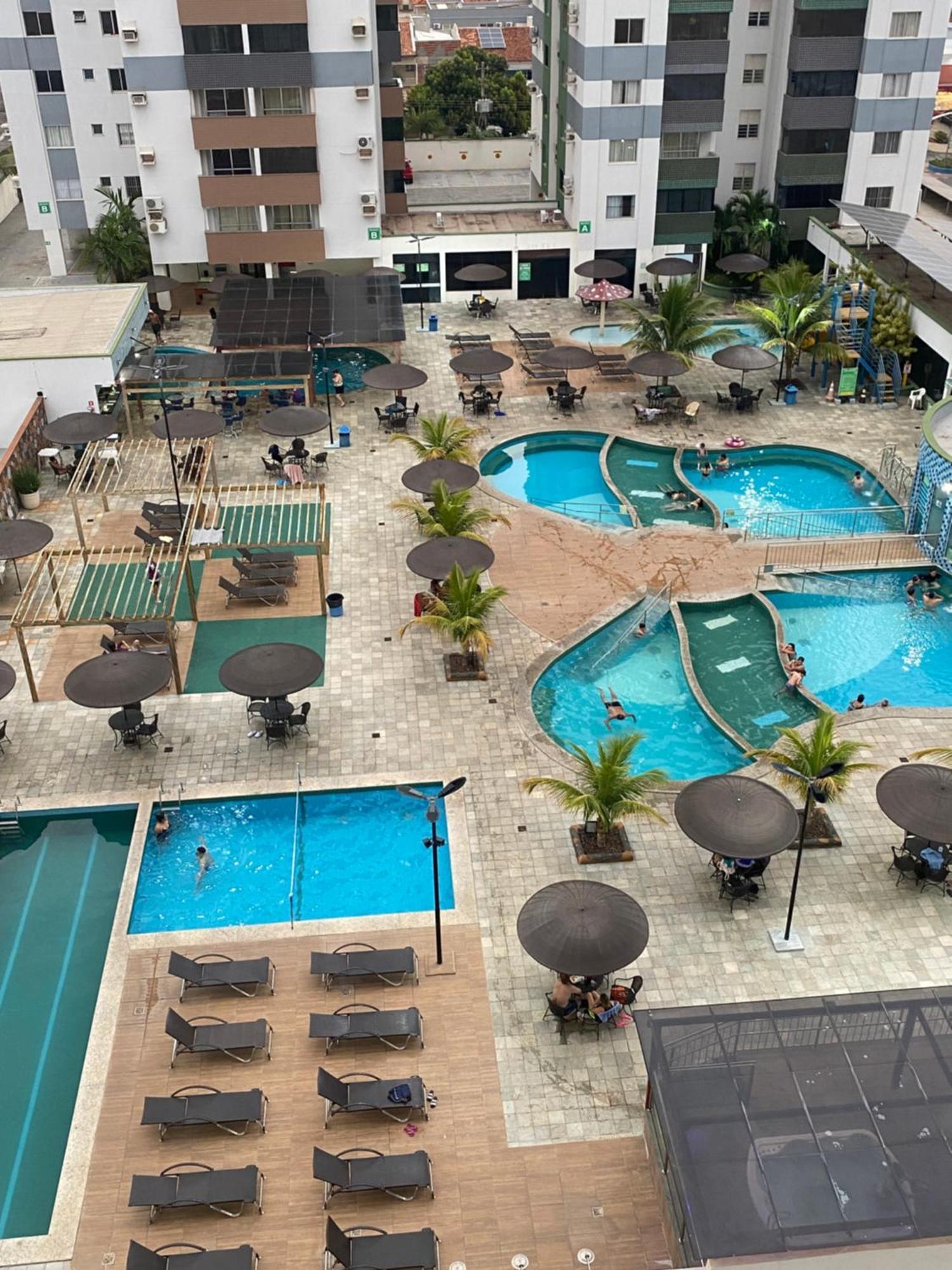 Apto 5pessoas Apartamento